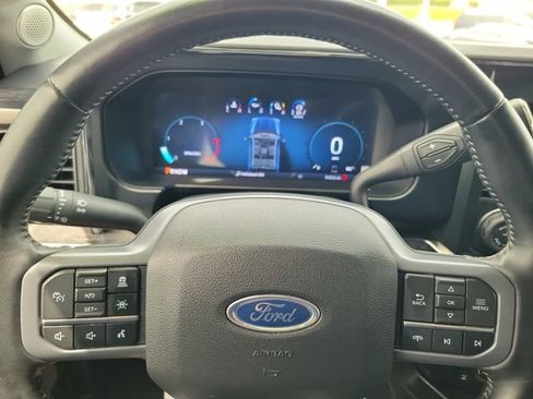 Used 2023 Ford F250 Lariat w/ Lariat Ultimate Package AWD/4WD image 20