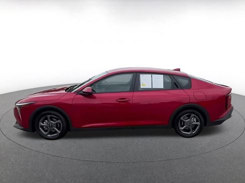 Used 2025 Kia K4 LXS image 8