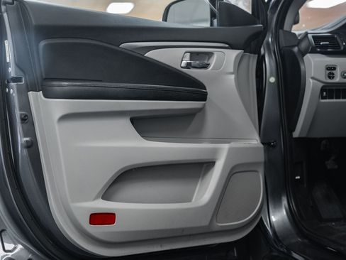 Used 2016 Honda Pilot EX-L image 45