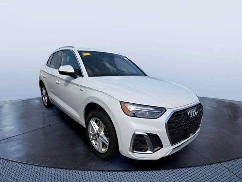 Used 2023 Audi Q5 e Premium Plus AWD/4WD image 1