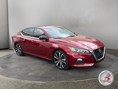 Used 2021 Nissan Altima 2.5 SR w/ SR Premium Package