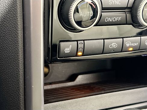 Used 2022 Subaru Ascent Premium w/ Convenience Package image 19