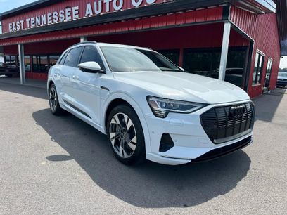Used 2022 Audi e-tron Premium w/ Convenience Plus Package