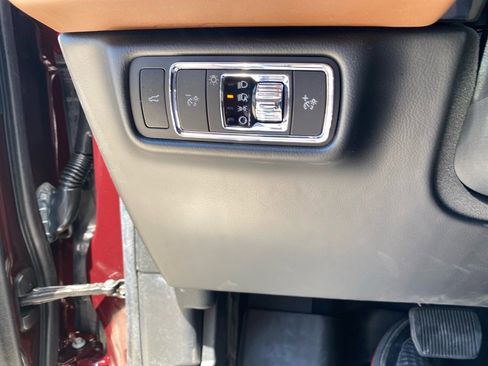 Used 2022 Lincoln Aviator Reserve w/ Equipment Group 201A image 32