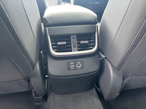 Used 2025 Subaru Outback Premium image 20