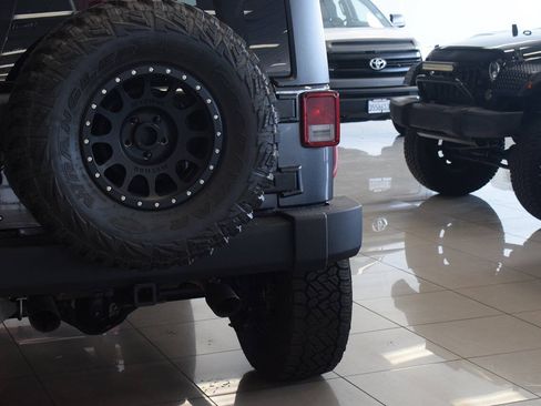 Used 2014 Jeep Wrangler Sport w/ Quick Order Package 24S AWD/4WD image 30