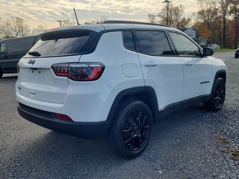 New 2026 Jeep Compass Latitude image 5