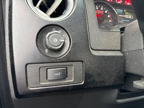 Used 2014 Ford F150 FX4 w/ Equipment Group 402A Luxury AWD/4WD image 19