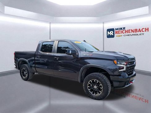 Used 2023 Chevrolet Silverado 1500 ZR2 AWD/4WD image 2