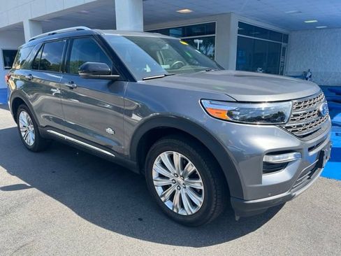 Used 2022 Ford Explorer King Ranch w/ Class IV Trailer Tow Package AWD/4WD image 2