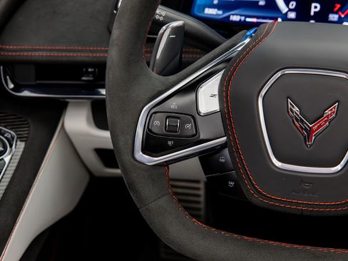 Used 2023 Chevrolet Corvette Stingray Premium Conv RWD image 45