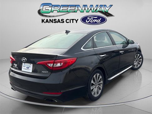 Used 2016 Hyundai Sonata Sport w/ Option Group 1V image 7