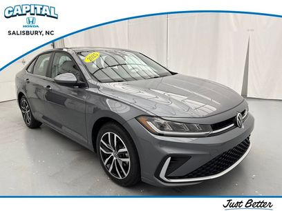 Used 2025 Volkswagen Jetta SE