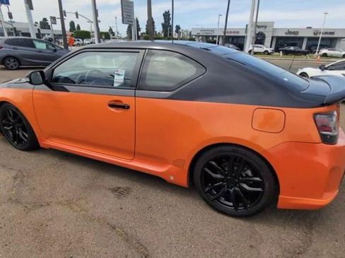 Used 2015 Scion tC FWD image 6