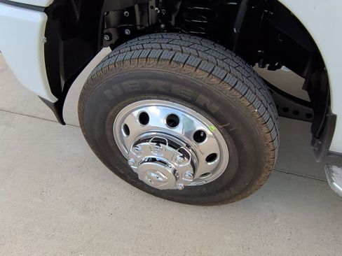 New 2026 RAM 3500 Laramie w/ Max Tow Package image 55