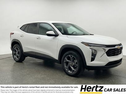 Used 2025 Chevrolet Trax LT