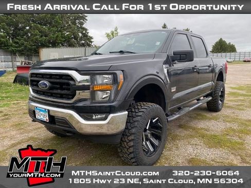 Used 2023 Ford F150 XLT AWD/4WD image 4