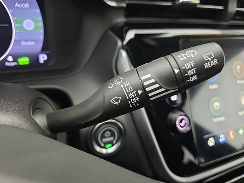 Used 2023 Chevrolet Bolt EUV LT image 28