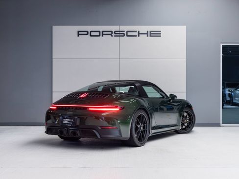 Certified 2026 Porsche 911 Targa 4 GTS AWD/4WD image 7
