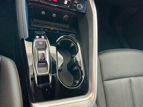 Certified 2025 Audi Q5 Premium Plus w/ Premium Plus image 15