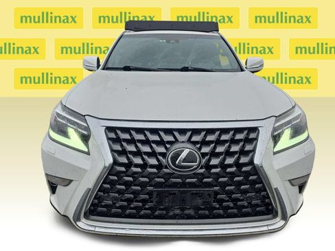 Used 2021 Lexus GX 460 Premium w/ Accessory Package AWD/4WD image 15