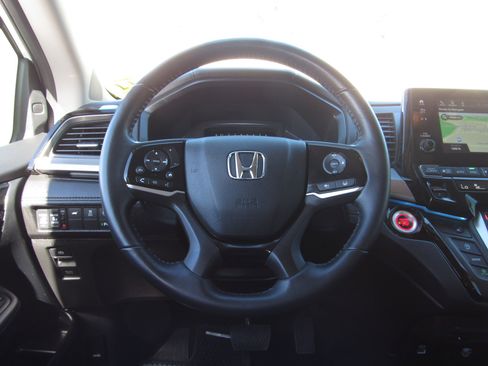 Certified 2023 Honda Odyssey Touring image 28