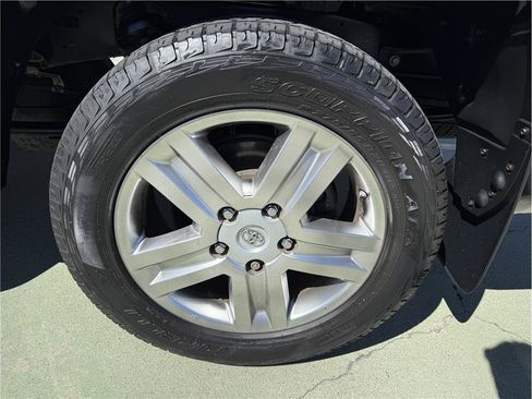 Used 2008 Toyota Tundra Limited AWD/4WD image 10