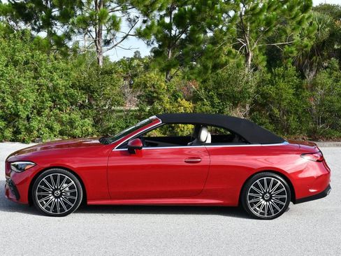 Used 2024 Mercedes-Benz CLE 300 4MATIC Cabriolet image 35