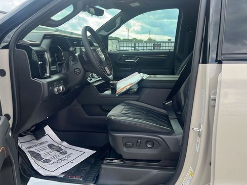 New 2026 GMC Sierra 1500 AT4 w/ AT4 Premium Package AWD/4WD image 5