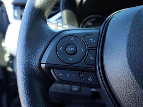 New 2025 Toyota RAV4 XLE image 25