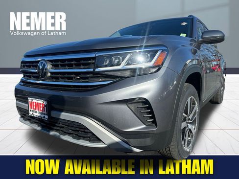 Used 2023 Volkswagen Atlas SE image 1