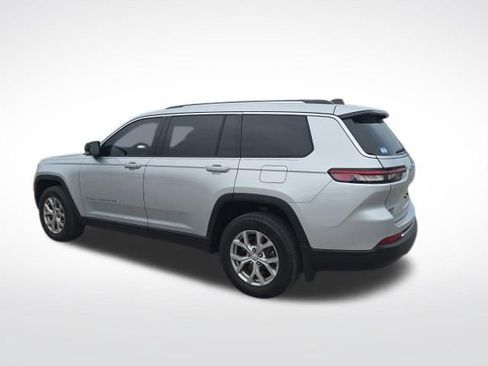 Used 2023 Jeep Grand Cherokee L Limited w/ Luxury Tech Group II RWD image 4