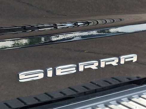 Certified 2023 GMC Sierra 1500 Denali Ultimate AWD/4WD image 10