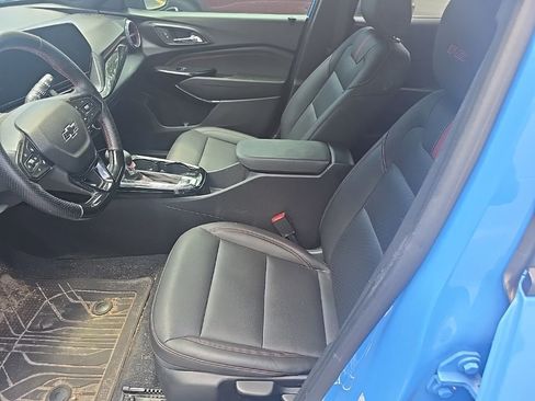 Used 2024 Chevrolet Trax RS w/ Driver Confidence Package image 11