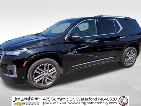 Certified 2023 Chevrolet Traverse High Country w/ LPO, Floor Liner Package AWD/4WD image 4