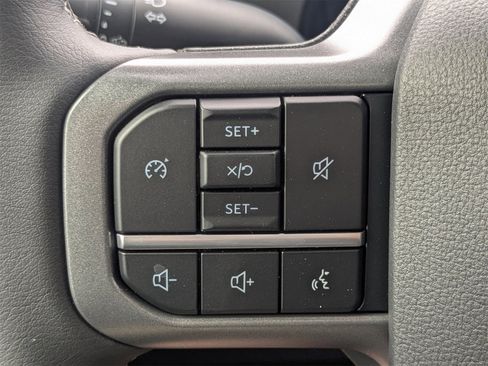 New 2026 Ford F250 Lariat w/ Black Appearance Package image 27