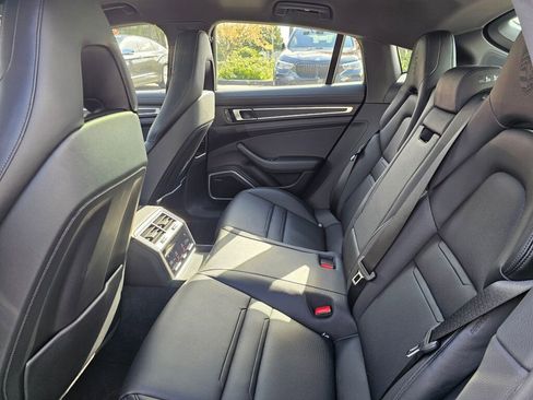 Used 2022 Porsche Panamera 4 Platinum Edition w/ Assistance Package AWD/4WD image 20