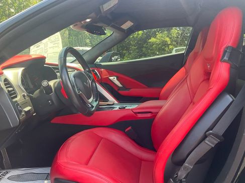 Used 2018 Chevrolet Corvette Z06 RWD image 13