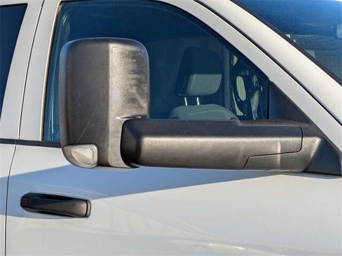 Used 2022 RAM 2500 Tradesman w/ Chrome Appearance Group image 12