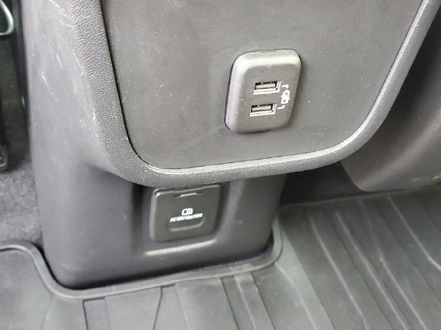 Certified 2020 GMC Terrain SLT w/ Preferred Package FWD image 11
