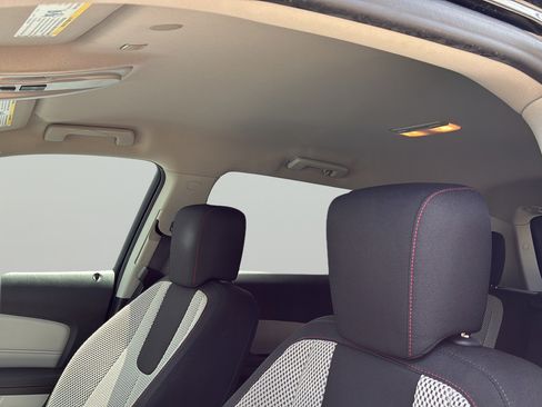 Used 2017 GMC Terrain SLE w/ Driver Alert Package I AWD/4WD image 15