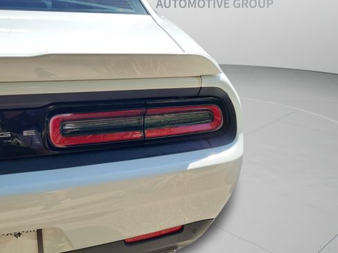 Used 2016 Dodge Challenger SXT Plus RWD image 22