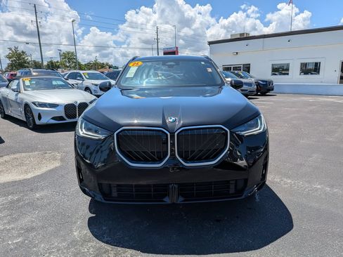 Used 2025 BMW X3 xDrive30i w/ Premium Package AWD/4WD image 3
