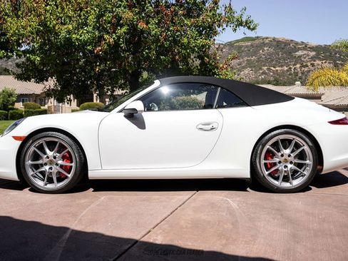 Used 2015 Porsche 911 Carrera S RWD image 15