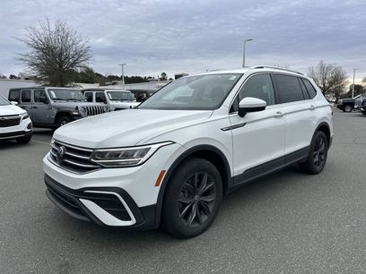 Used 2022 Volkswagen Tiguan SE