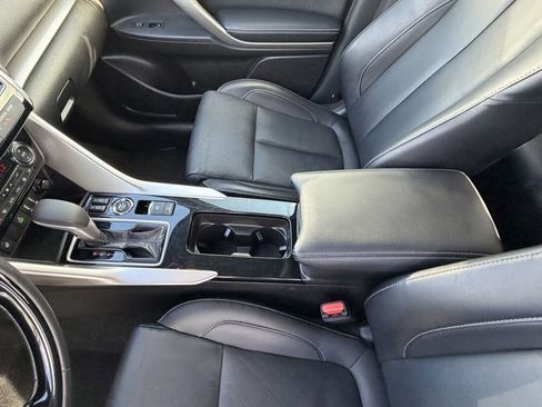 Used 2025 Mitsubishi Eclipse Cross SEL AWD/4WD image 19