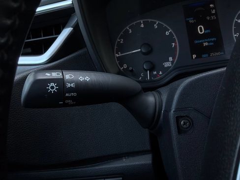 Used 2024 Toyota Corolla SE FWD image 38
