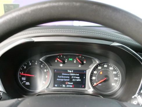 Used 2025 Chevrolet Blazer LT AWD/4WD image 18