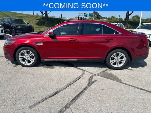 Used 2018 Ford Taurus SEL w/ Equipment Group 201A FWD image 9