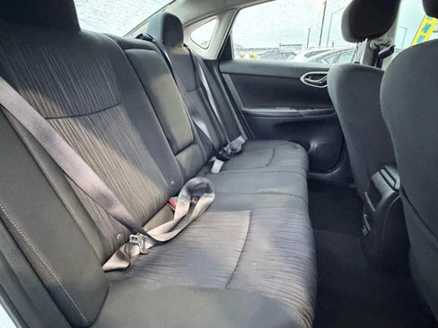 Used 2019 Nissan Sentra SV image 12